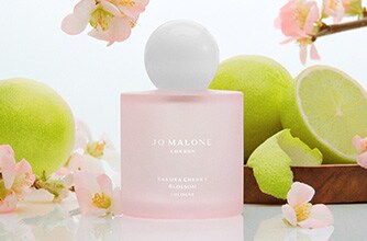 Sakura Cherry Blossom. A limited-edition scent capturing the lightness of spring.