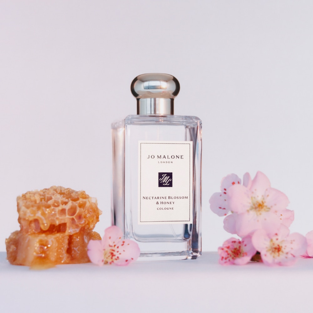 Nectarine Blossom & Honey Cologne | United States E-commerce Site - English