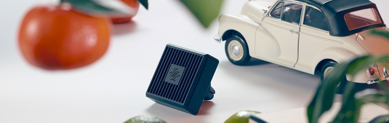 https://www.jomalone.com/media/export/cms/smpp/Car_Diffuser/SMPP_Banner_Desktop-1280x1280.jpeg